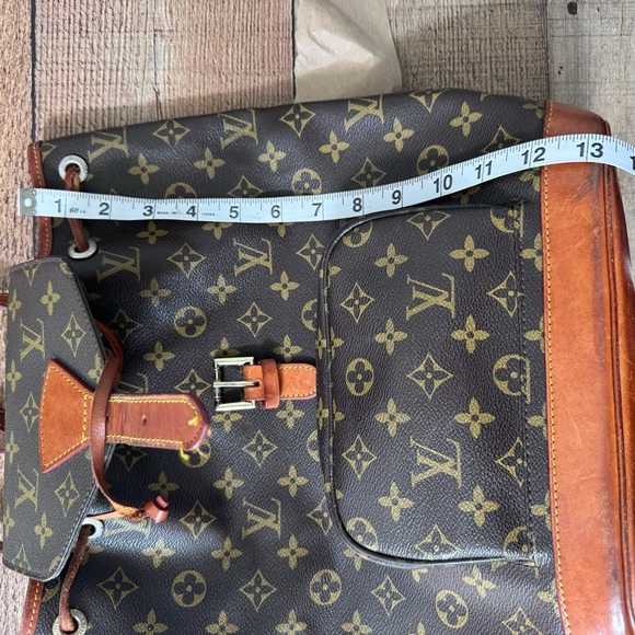 LOUIS VUITTON Vintage Monogram Logo Montsouris Backpack - Picture 16 of 16